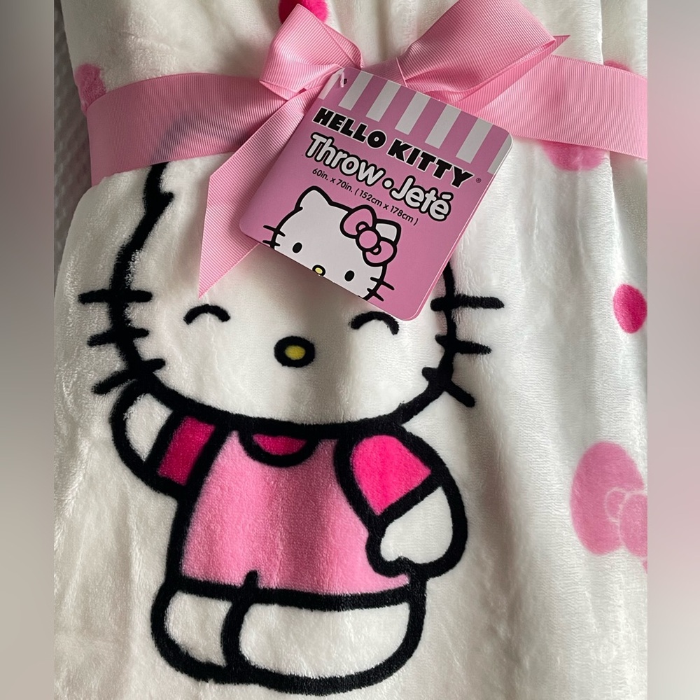 Hello Kitty Throw Blanket